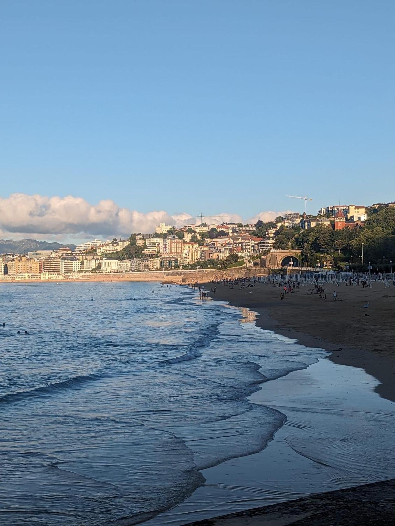 New Apartment & Terrace. Steps To Ondarreta Beach Añorga-Lugariz 외부 사진
